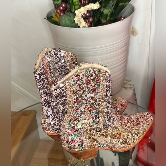 NEW MOMO NewYork ASTERIA SEQUIN ANKLE BOOTS X FREE PEOPLE - Picture 6 of 9